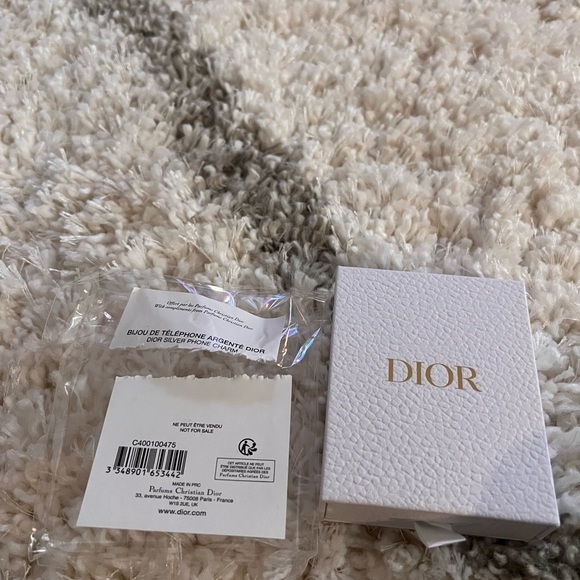 New in box  Dior silver phone charm - Picture 6 of 11